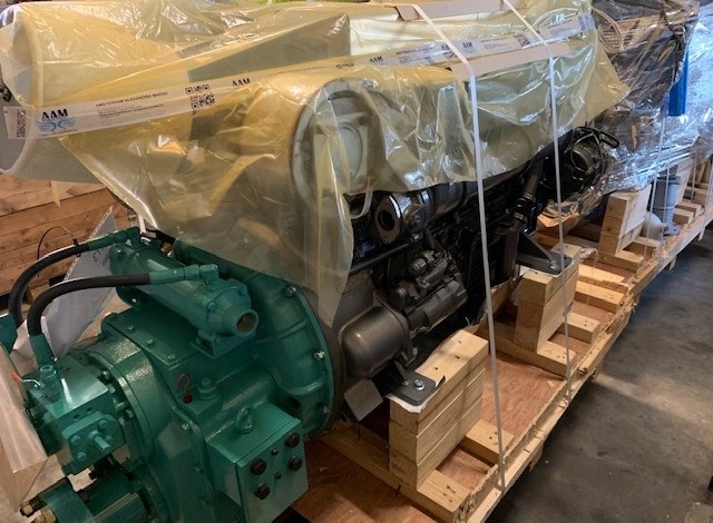 HYUNDAI M6D30TI2 Marine Diesel Engine 1 HYUNDAI M6D30TI2